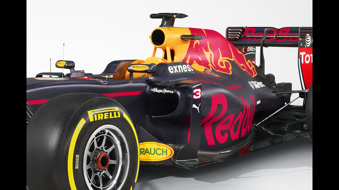 Red Bull RB12 - 2016