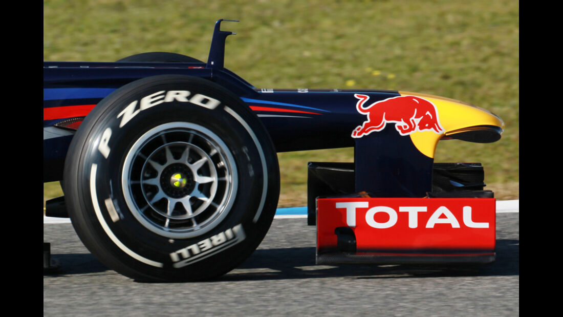 Red Bull RB8 Formel 1 Nase Jerez 2012