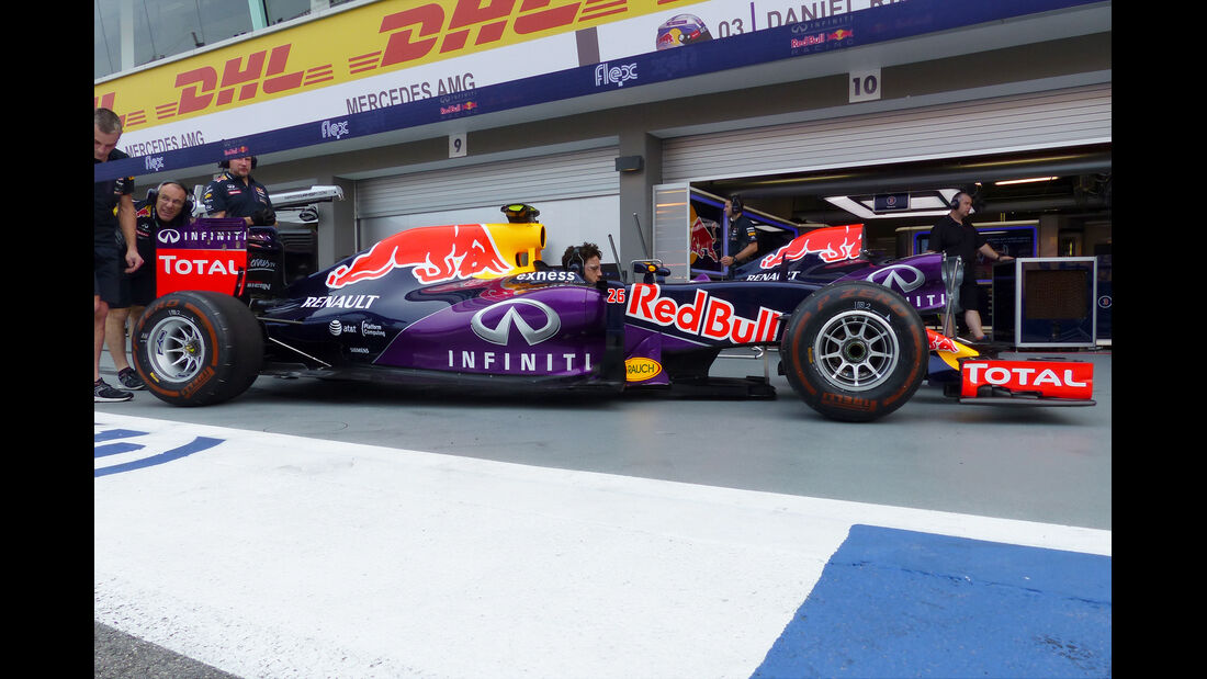 Red Bull - Technik - Unterboden-Schlitze - Formel 1 - 2015