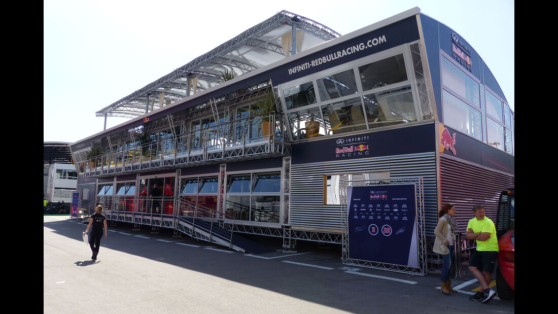 Red Bull - Toro Rosso - Motorhome - GP Spanien 2015 - Barcelona