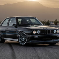 Redux Leichtbau BMW M3 E30 Restomod