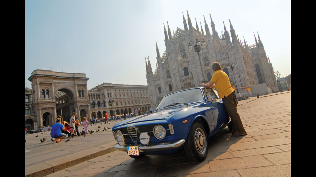 Reise im Alfa Romeo GT 1300 zum Alfa Romeo Jubiläum