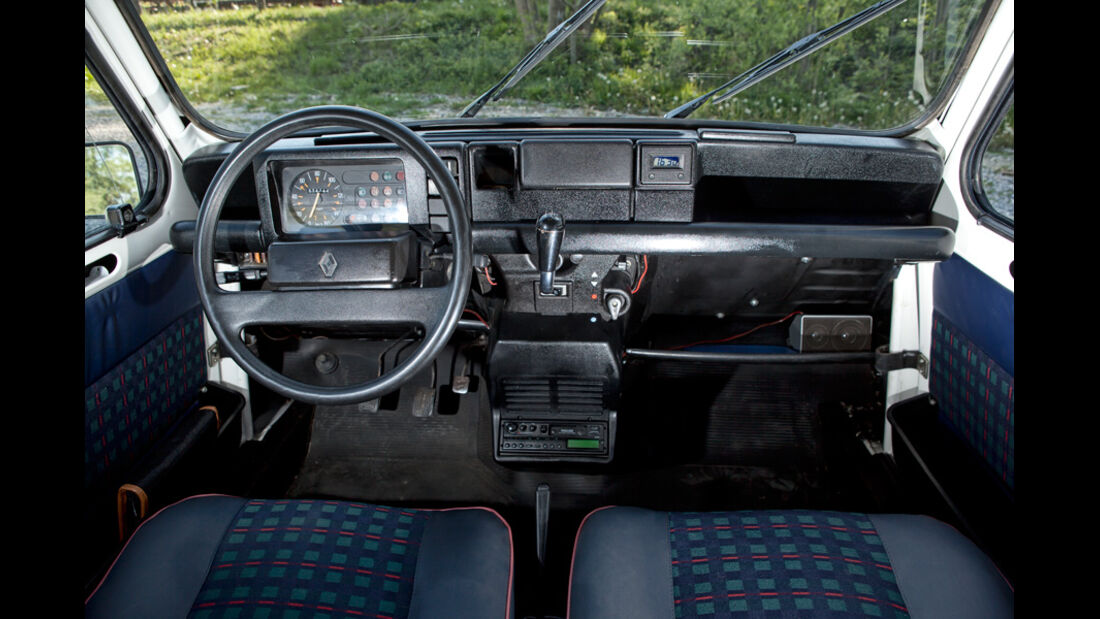 Renault 4, Cockpit