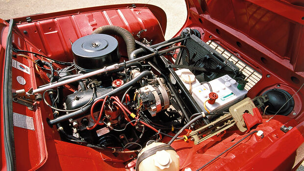 Renault 4 GTL, Motor