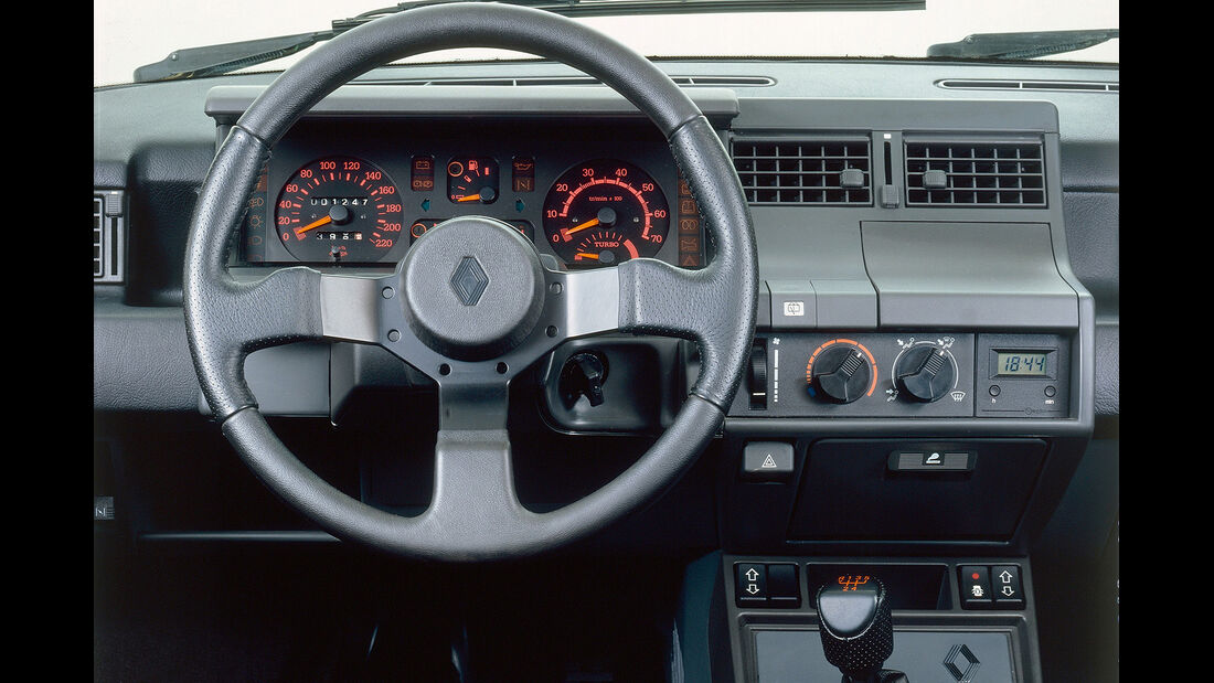 Renault 5 GT Turbo, Cockpit