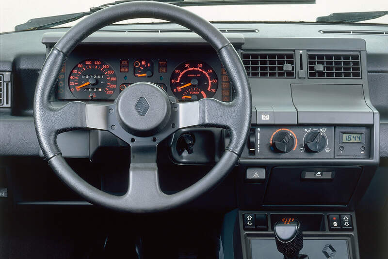 Renault 5 GT Turbo, Cockpit