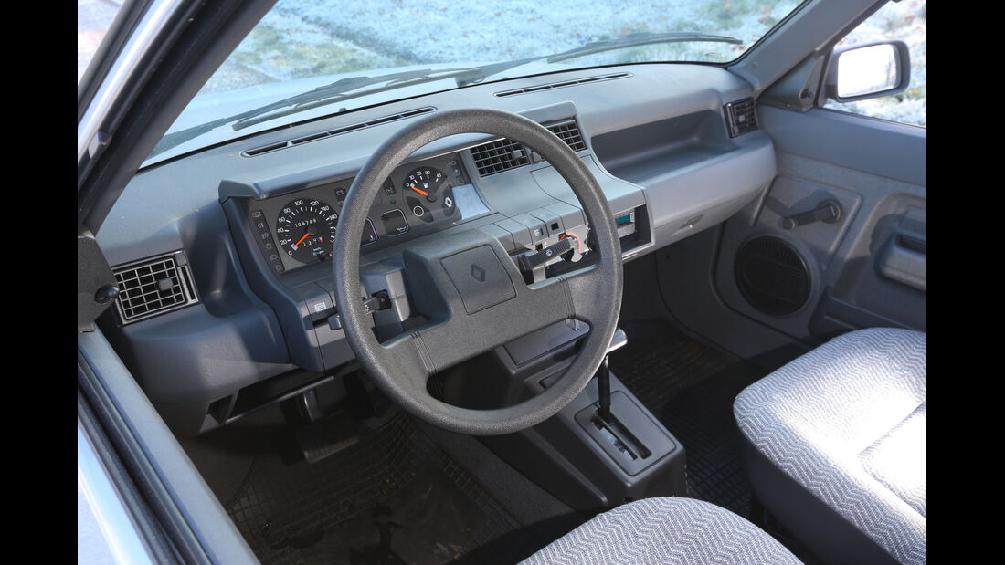 Renault 5 GTL, Cockpit