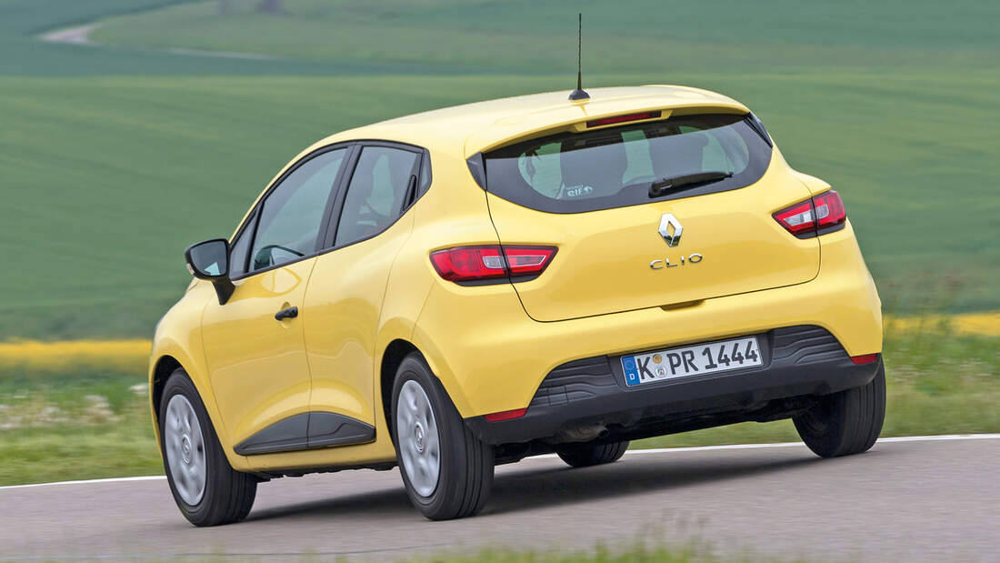 Ford Fiesta Vs Renault Clio 2014