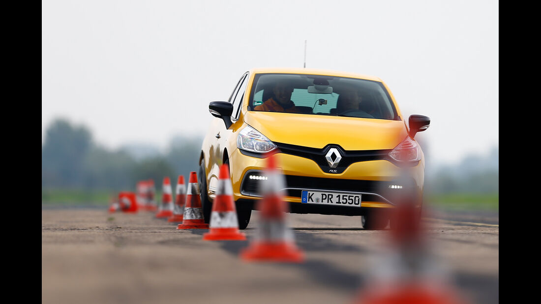 Renault Clio R.S., Frontansicht, Slalom