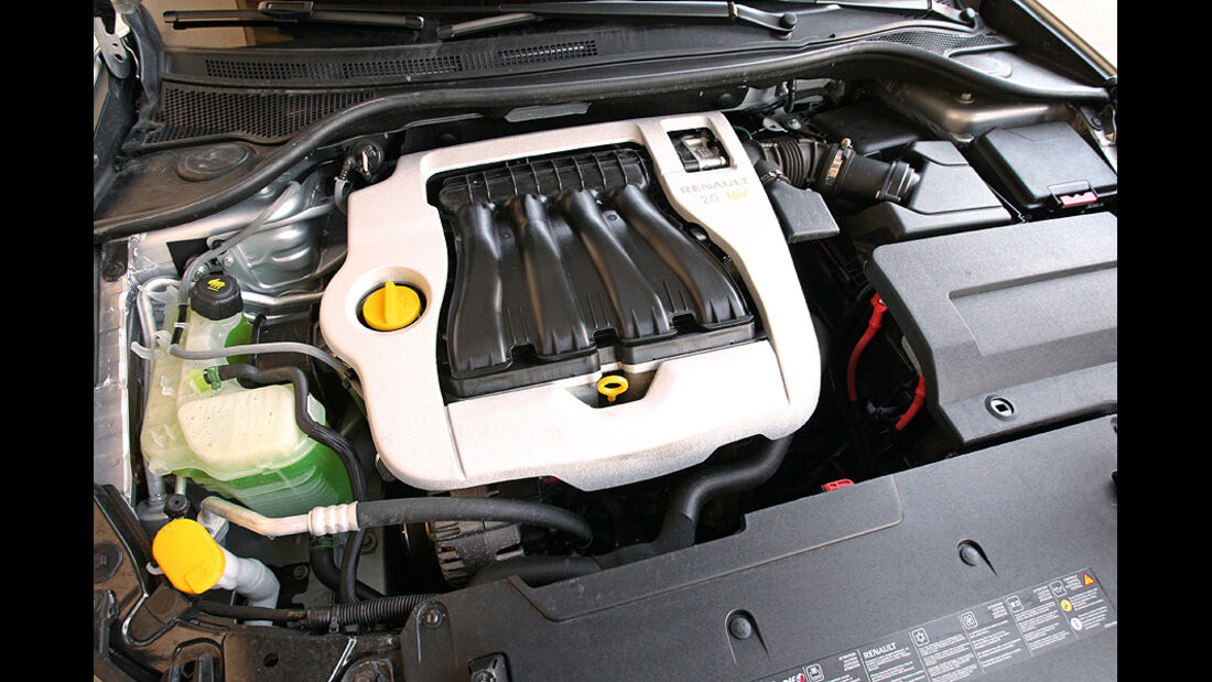 Renault Laguna 2.0 16 V 140, Motor
