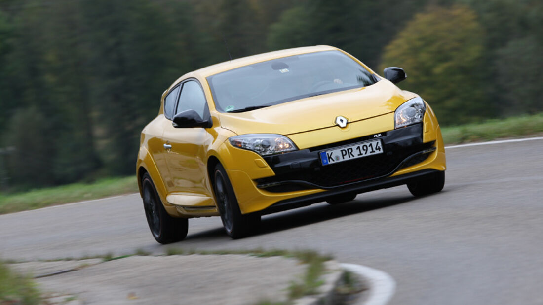 Renault Megane R.S. Trophy, Front