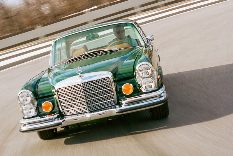 Retro Design 280 SE W 111 Coupé mit AMG-V8