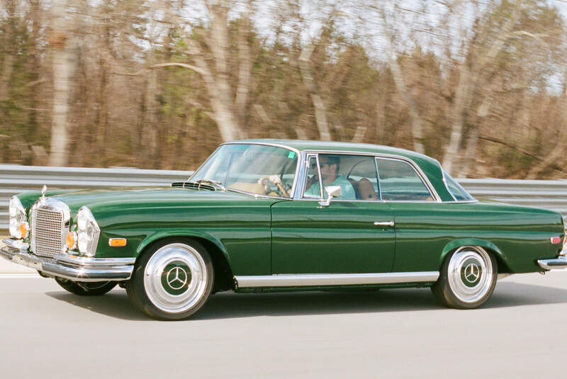 Retro Design 280 SE W 111 Coupé mit AMG-V8