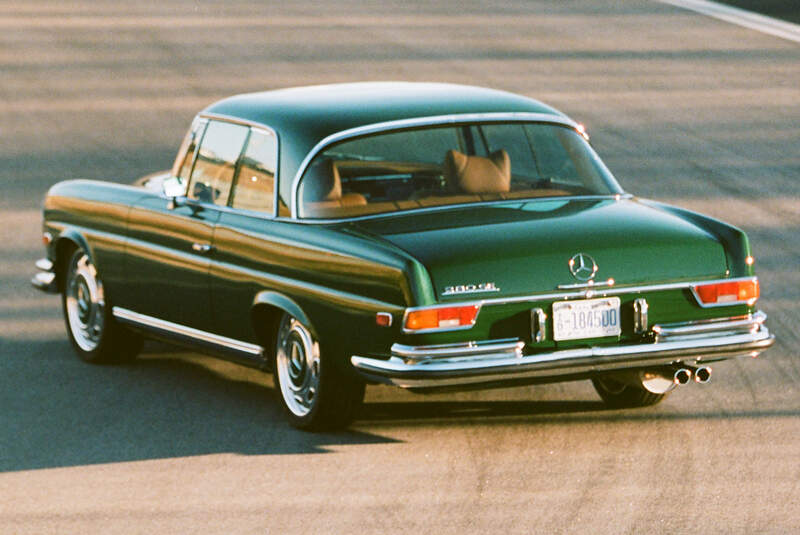 Retro Design 280 SE W 111 Coupé mit AMG-V8