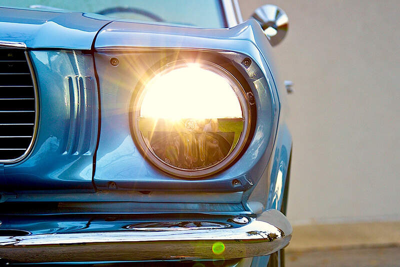 Revology Ford Mustang