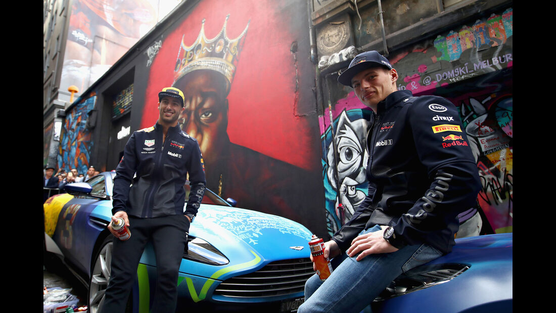 Ricciardo & Verstappen - Red Bull - Graffiti - Aston Martin - GP Australien 2018