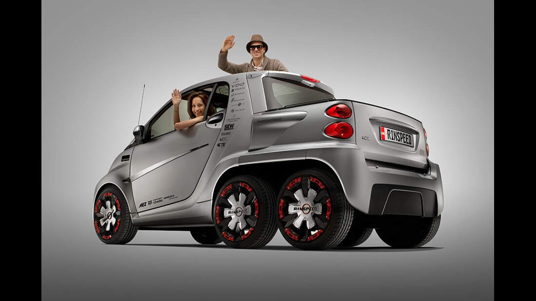 Rinspeed Smart Dock+Go auf dem Genfer Autosalon RangeExtender mit