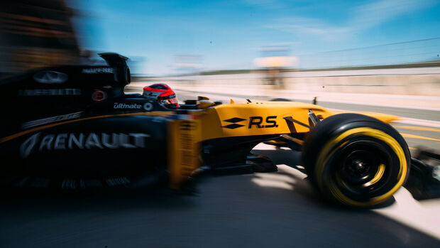 Robert Kubica - Renault - Testfahrten - Valencia - Lotus E20