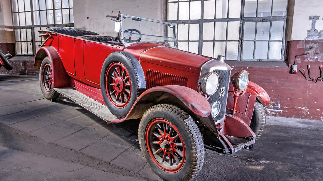 SchlumpfOldtimer in Kassel Ab nach Kassel! AUTO MOTOR UND SPORT