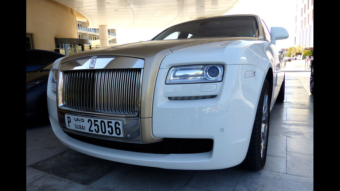 Rolls Royce Ghost - F1 Abu Dhabi 2014 - Carspotting