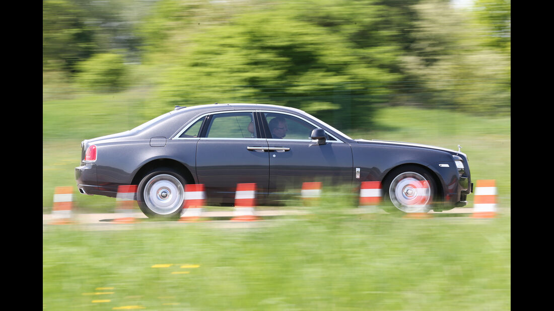 Rolls-Royce Ghost, Seitenansicht, Bremstest