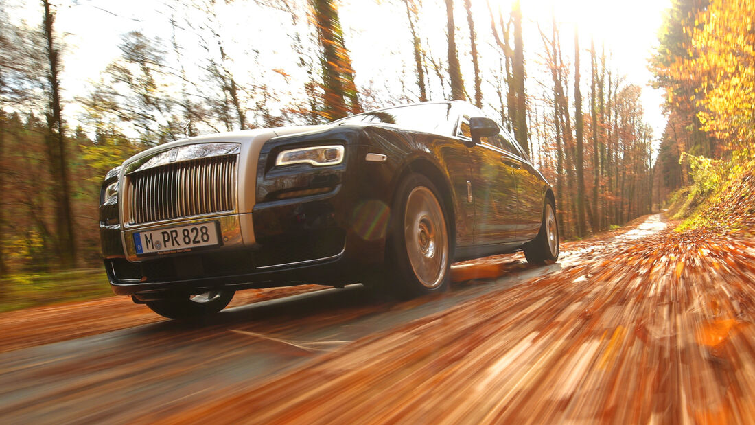 Rolls-Royce Ghost, Seitenführung