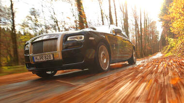Rolls-Royce Ghost, Seitenführung