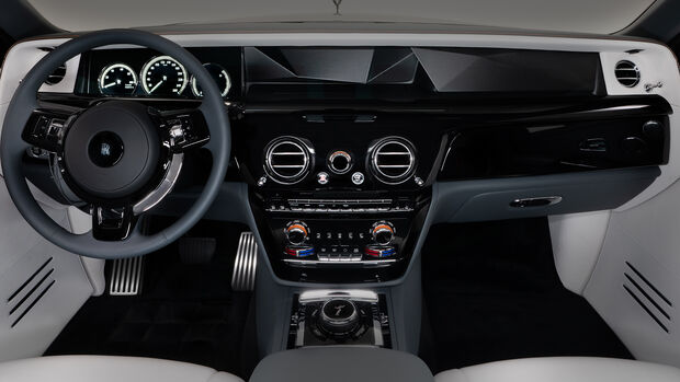 Neue Luxus-Option: Carbon Veil im Rolls-Royce Phantom