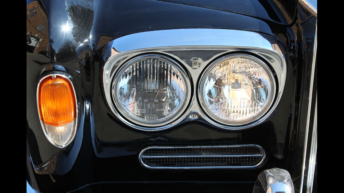 Rolls-Royce Silver Shadow, Frontscheinwerfer