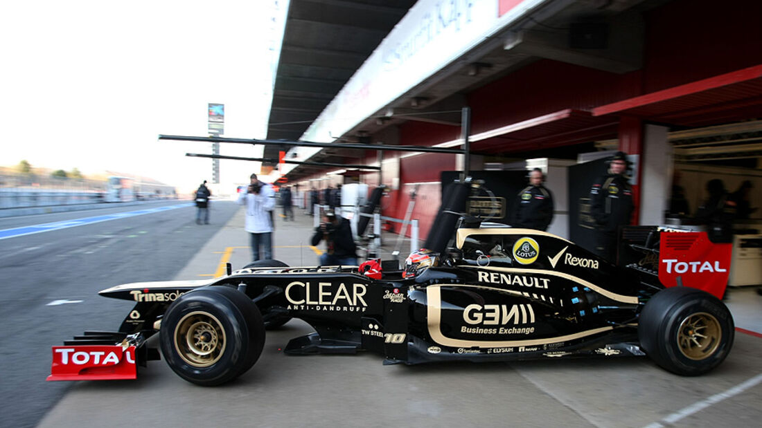 Romain Grosjean Lotus F1 Test 2012 Barcelona
