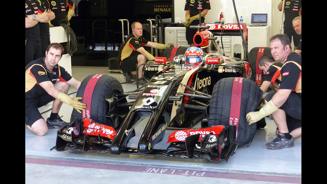 Romain Grosjean - Lotus - Formel 1 - Bahrain - Test - 2. März 2014