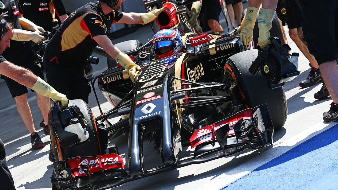 Romain Grosjean - Lotus - Formel 1 - Bahrain - Test - 29. Februar 2014