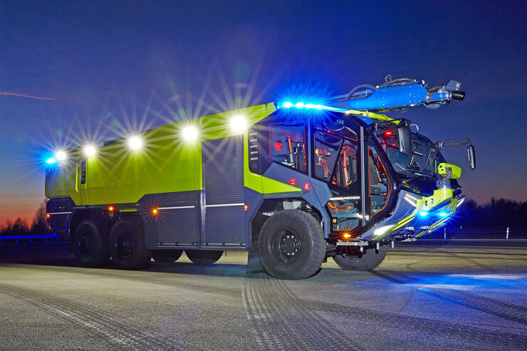 Аэродромный пожарный автомобиль Rosenbauer