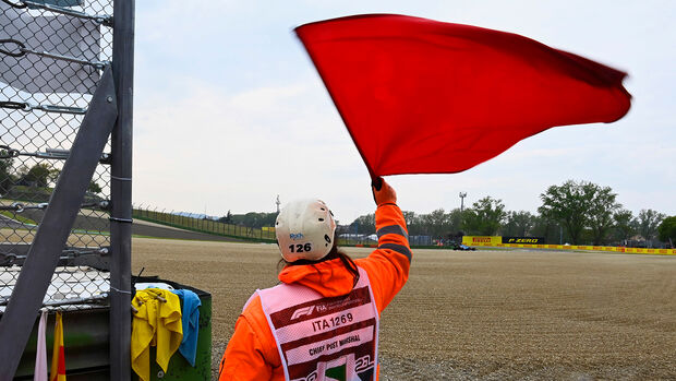 Rote Flagge - Imola - Formel 1 - GP Emilia Romagna - 2021