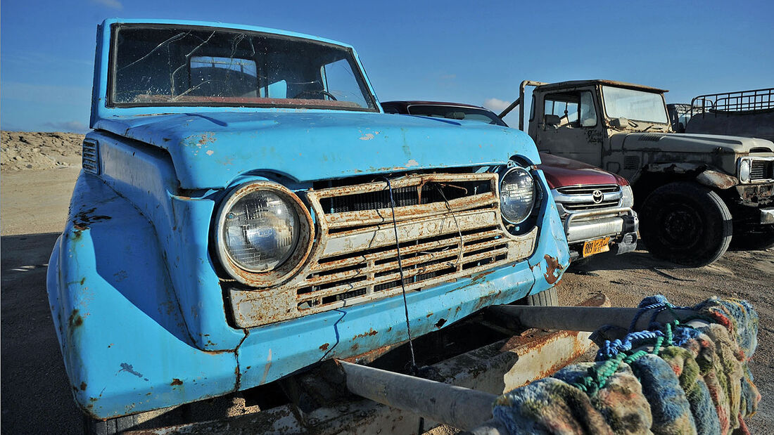 Rust Cruiser – Toyota Land Cruiser Oldtimer im Oman