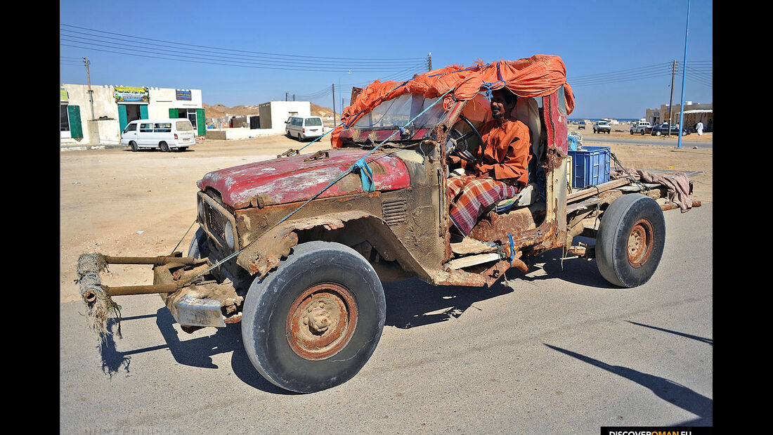 Rust Cruiser – Toyota Land Cruiser Oldtimer im Oman