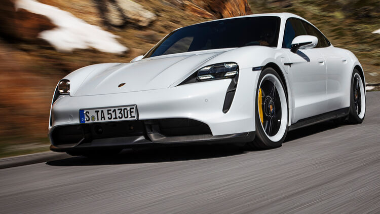 Porsche Taycan Turbo S - Im Sturm der Ionen 