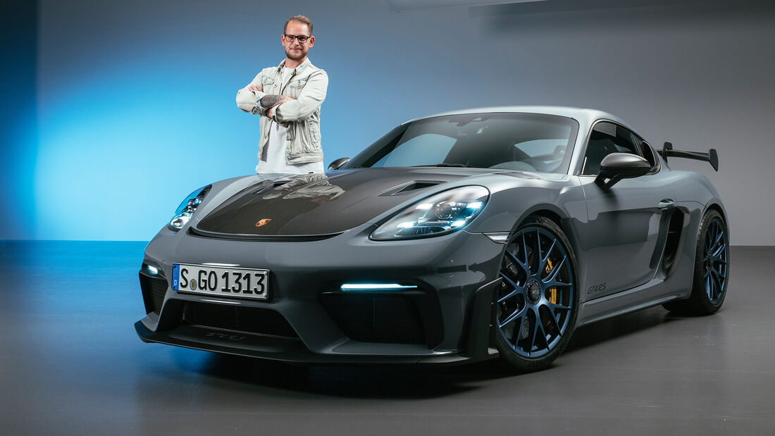 SPERRFRIST 17.11.21 5.30 Uhr / Porsche 718 Cayman GT4 RS Neuvorstellung