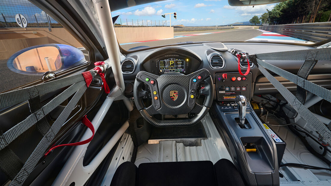 SPERRFRIST 17.11.21 6.00 Uhr Porsche 718 Cayman GT4 RS Clubsport Neuvorstellung