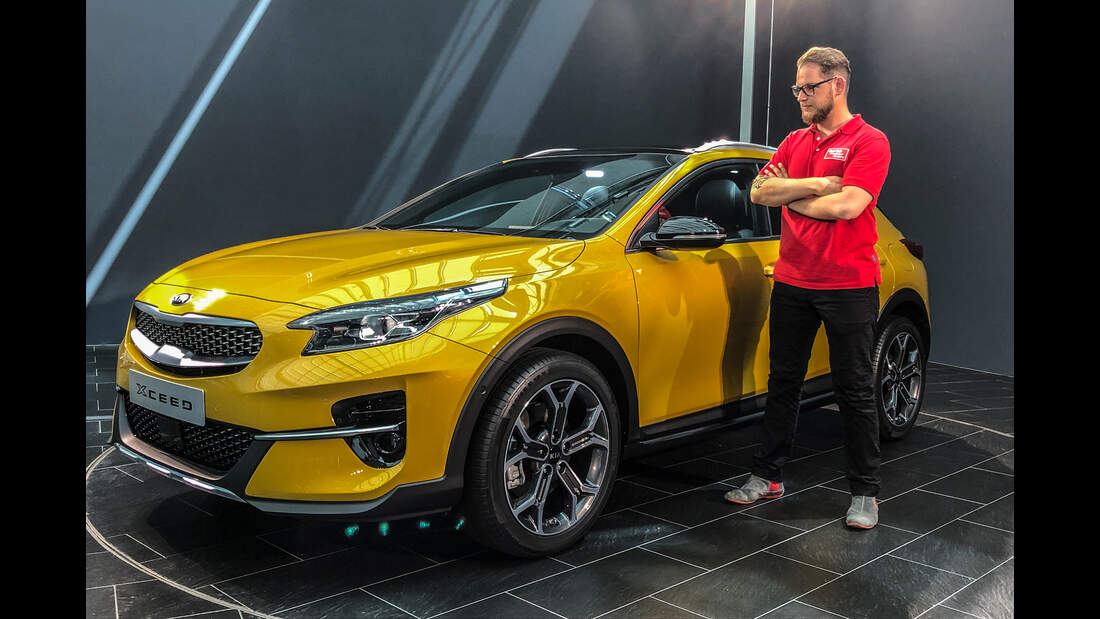 Neues Crossover-Modell Von Kia: Sitzprobe Im Xceed (2019) | AUTO MOTOR ...