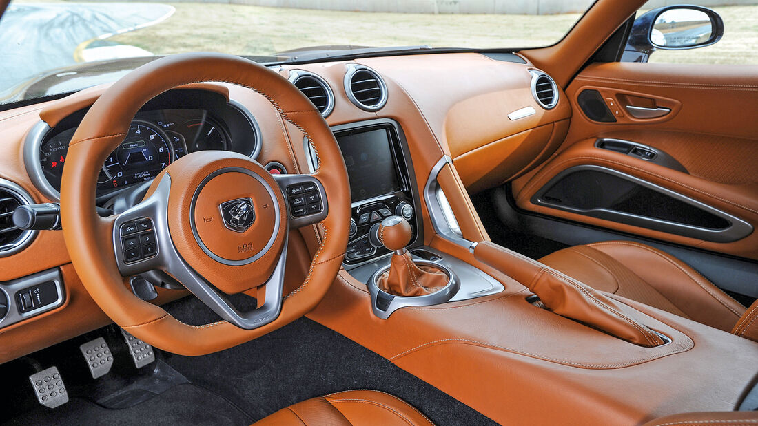 SRT Viper GTS, Cockpit, Innenraum