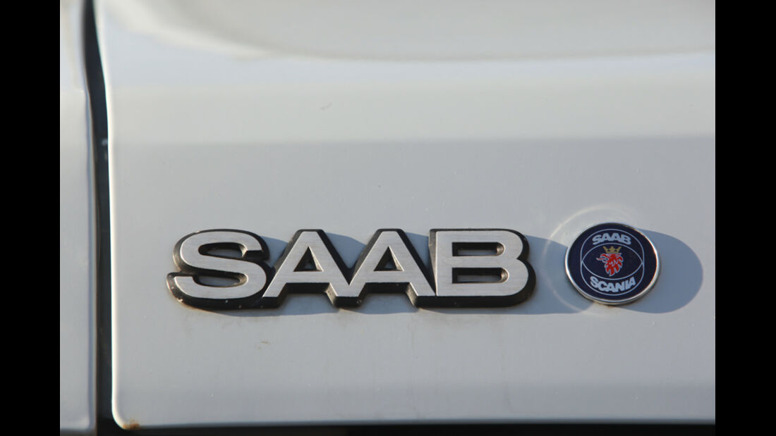 Saab 900, Emblem
