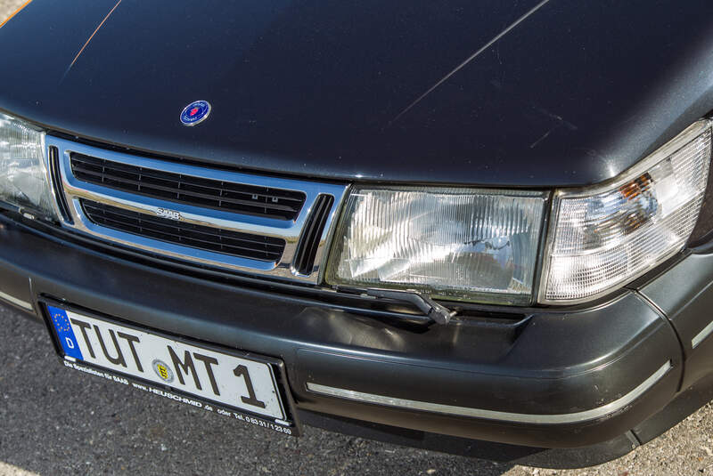 Saab 900 S Cabrio, Kühlergrill, Frontscheinwerfer