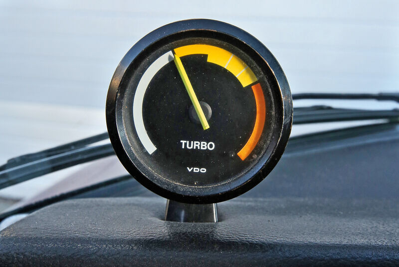 Saab 99 Turbo, Ladedruckanzeige