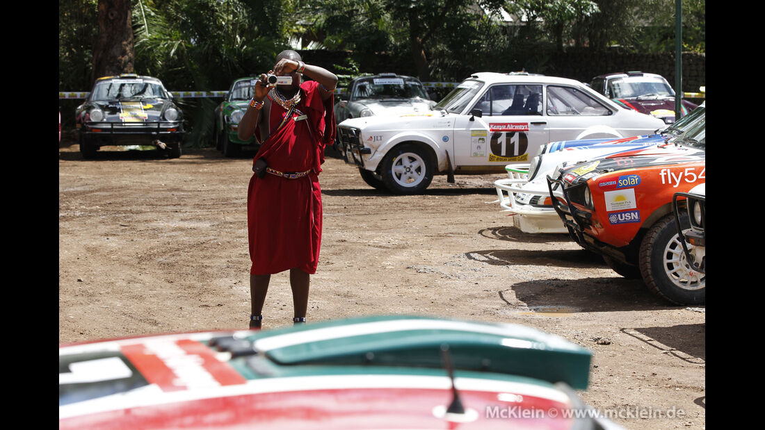 Safari-Revival Ostafrika, Fahrerlager, Massai