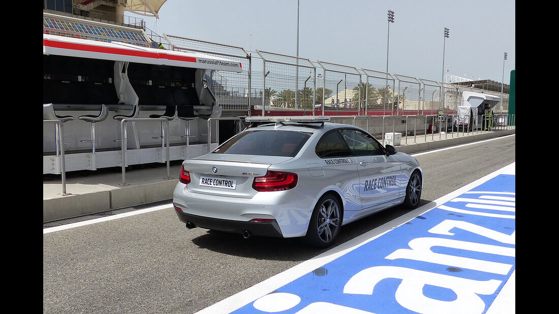 Safety-Car - Formel 1 - GP Bahrain - Sakhir - 4. April 2014