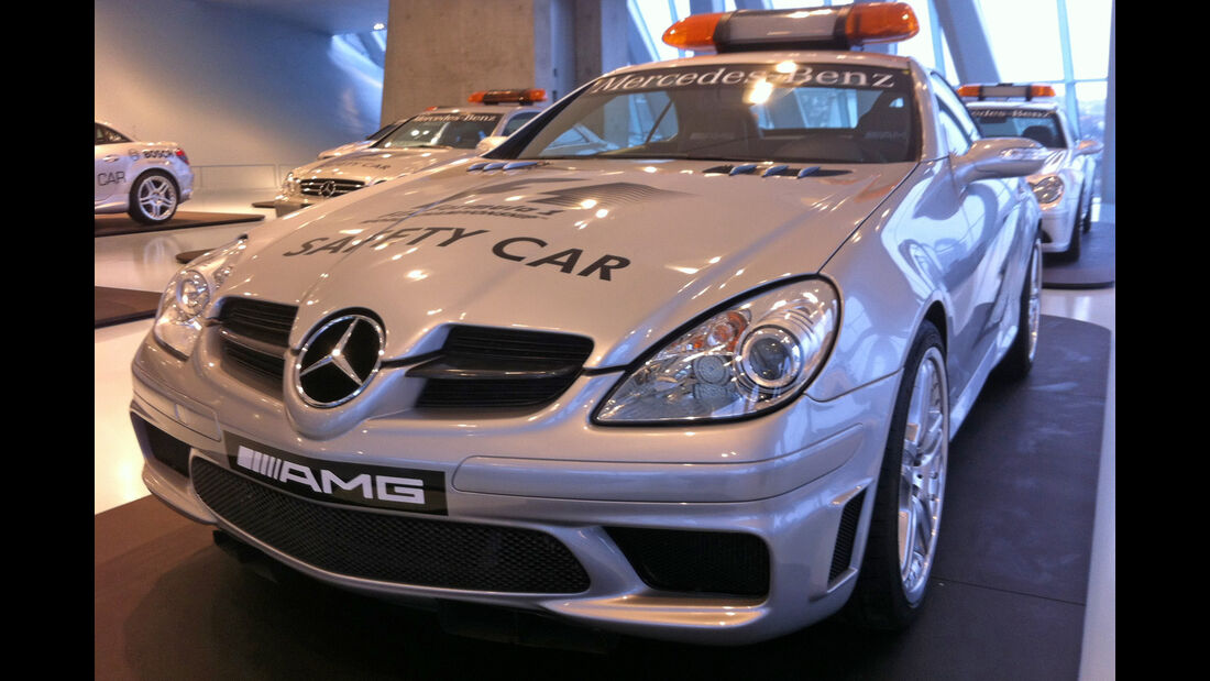 Safety-Cars-Sonderausstellung im Mercedes-Benz-Museum