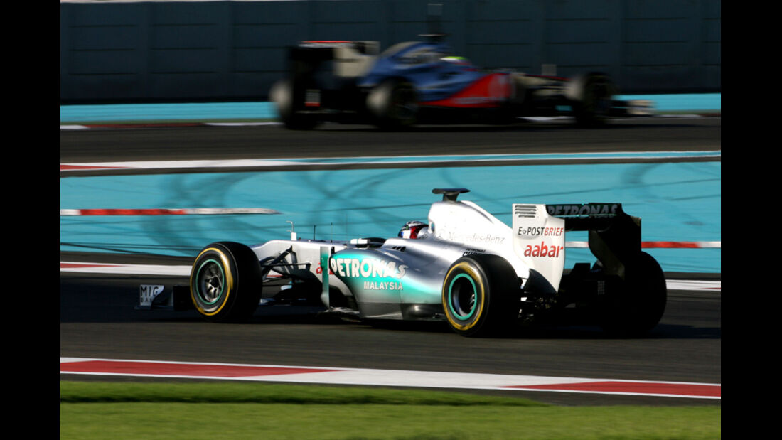 Sam Bird - Mercedes GP - Young Driver Test - Abu Dhabi - 17.11.2011