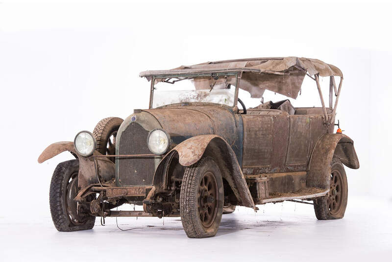 Sammlung Baillon bei der Artcurial-Auktion am 06. Februar 2015 im Rahmen der Retromobile Paris 