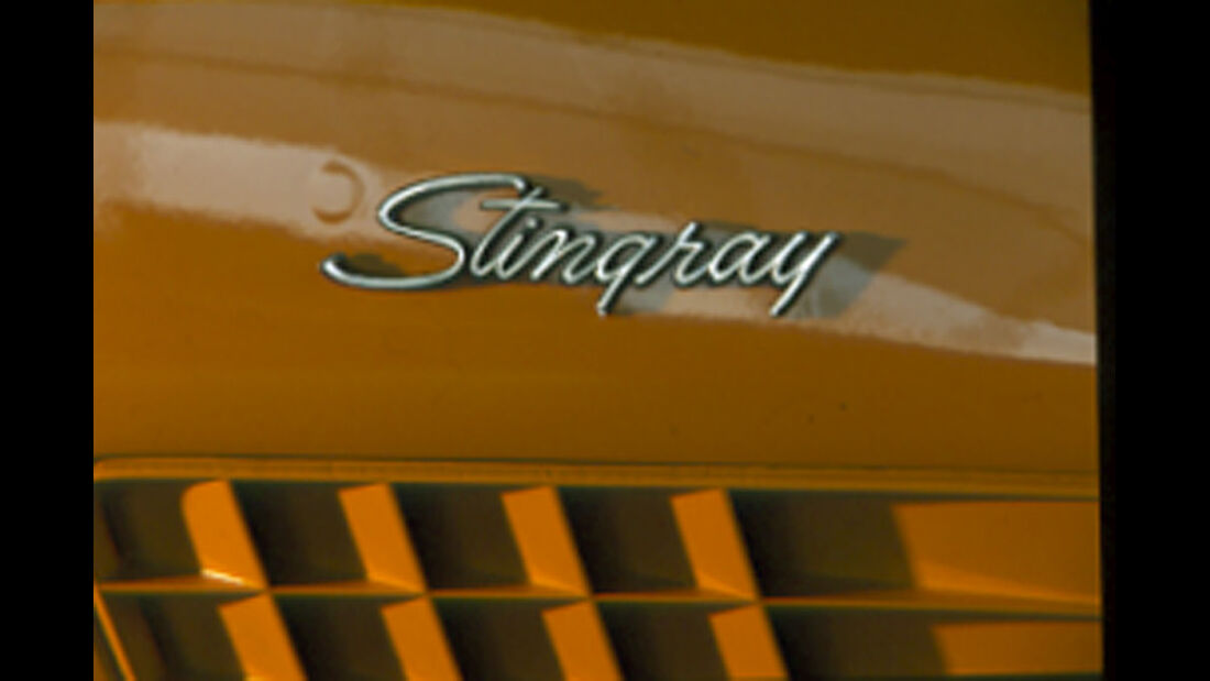 Schriftzug der Chevrolet Corvette Stingray 454